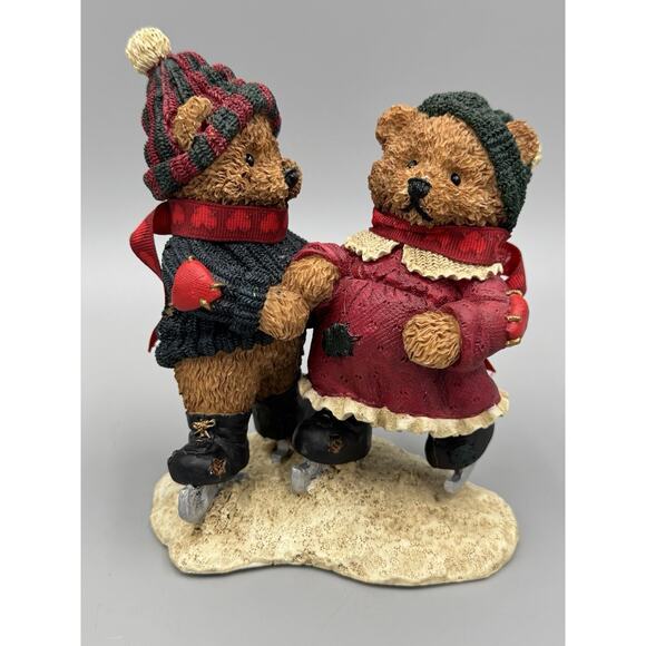 Heart Patch Place Bear Couple Ice Skating Figurine First Edition 1996 - Picture 2 of 11